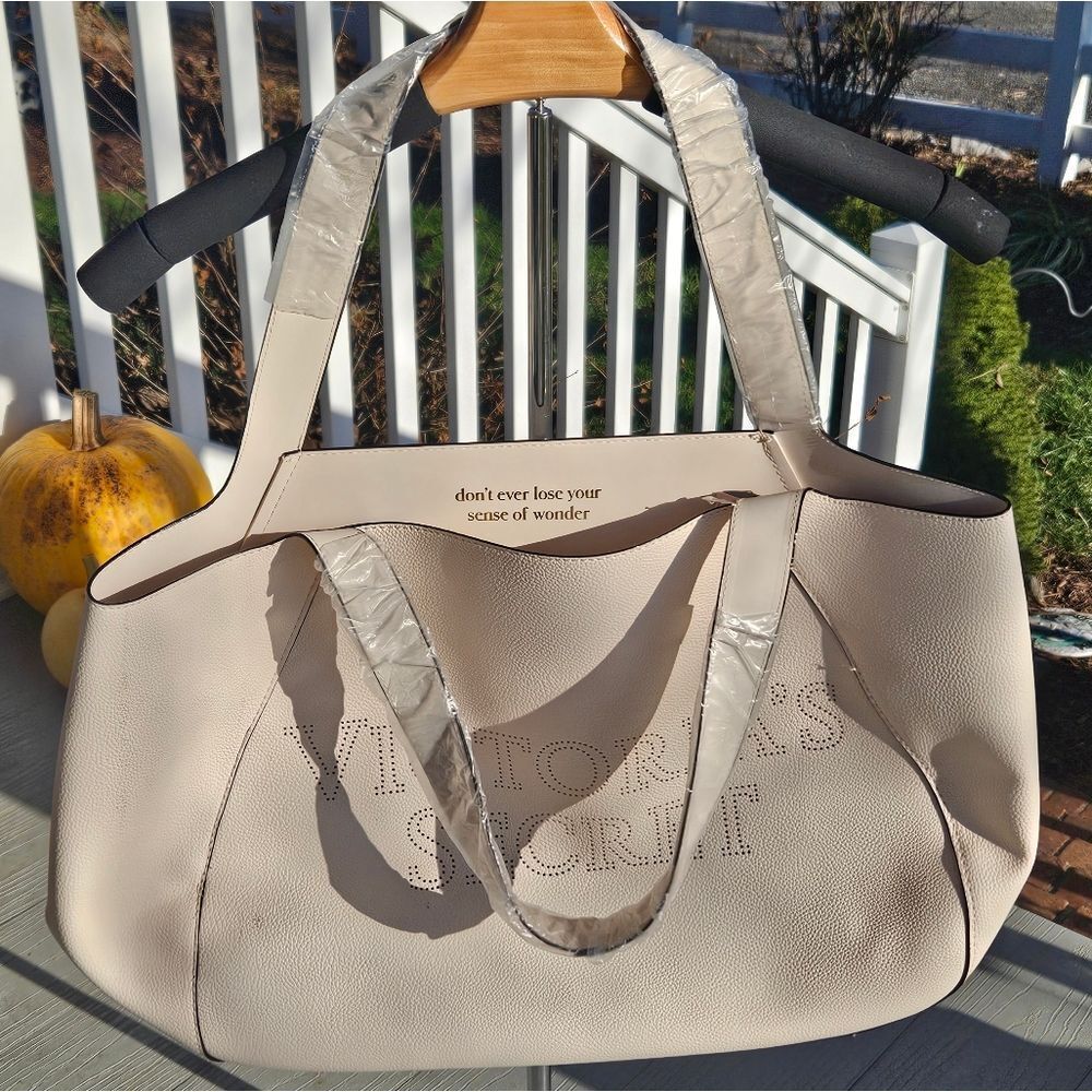 Victoria's Secret Laser Cut Orchid Logo Tote Bag 2020 MSRP $58  Preowned W Tags